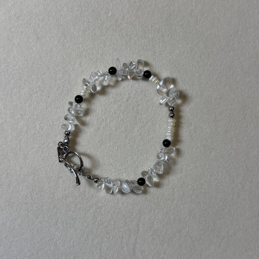 Lucent · Noir Pearl