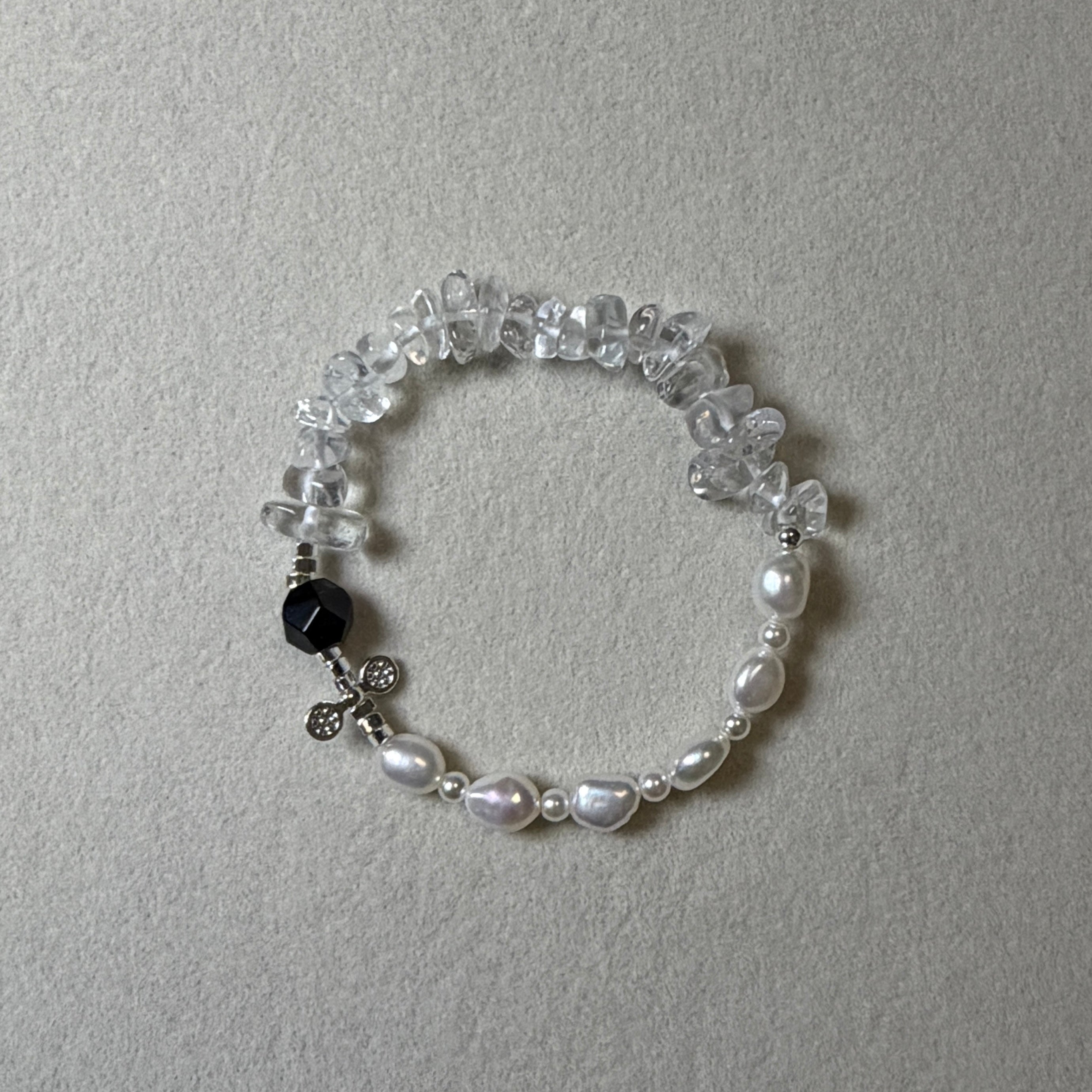 Masion Mavien Midnight Pearl Bracelet